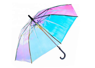 Paraguas transparente de la lluvia del holograma iridiscente colorido para el día ventoso de la lluvia