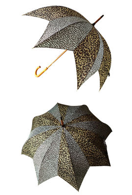 Paraguas de madera del cambio del color del estampado leopardo de la manija de J para las mujeres