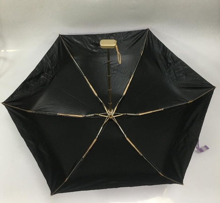 Paraguas de bolsillo para mujer de tamaño pequeño con 5 pliegues y revestimiento negro en el interior