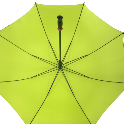 Paraguas de golf compacto negro a prueba de viento / impermeable de golf compacto con mango recto