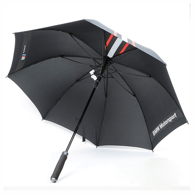 Paraguas de golf de marca con mango EVA, correa de nylon.