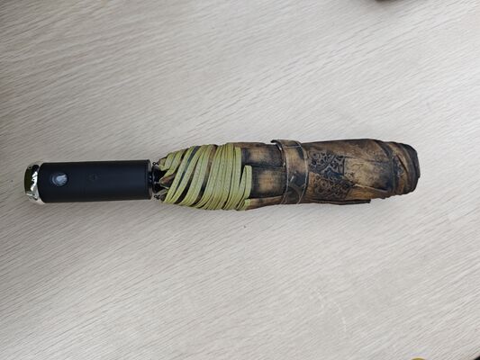 Paraguas de seguridad de apertura/cierre automática con luz LED con banda reflectante para visibilidad nocturna