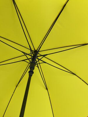 Paraguas de golf de tela Pongee 190T con costillas de metal y fibra de vidrio Diseño personalizado Ideal para campos de golf y marketing