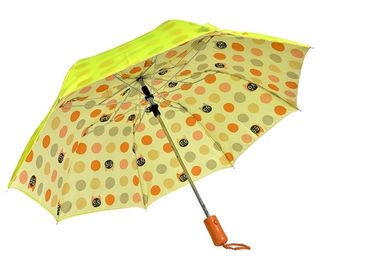 Paraguas de encargo abiertos del golf del logotipo del auto, marco de acero a prueba de viento plegable del paraguas del golf