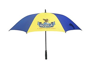 Paraguas promocionales amarillos azules del golf del marco de la fibra de vidrio con la manija de la espuma de EVA