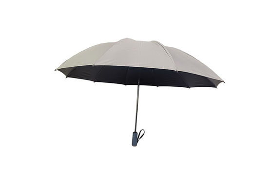 Paraguas plegable reverso cercano abierto auto de 21 pulgadas